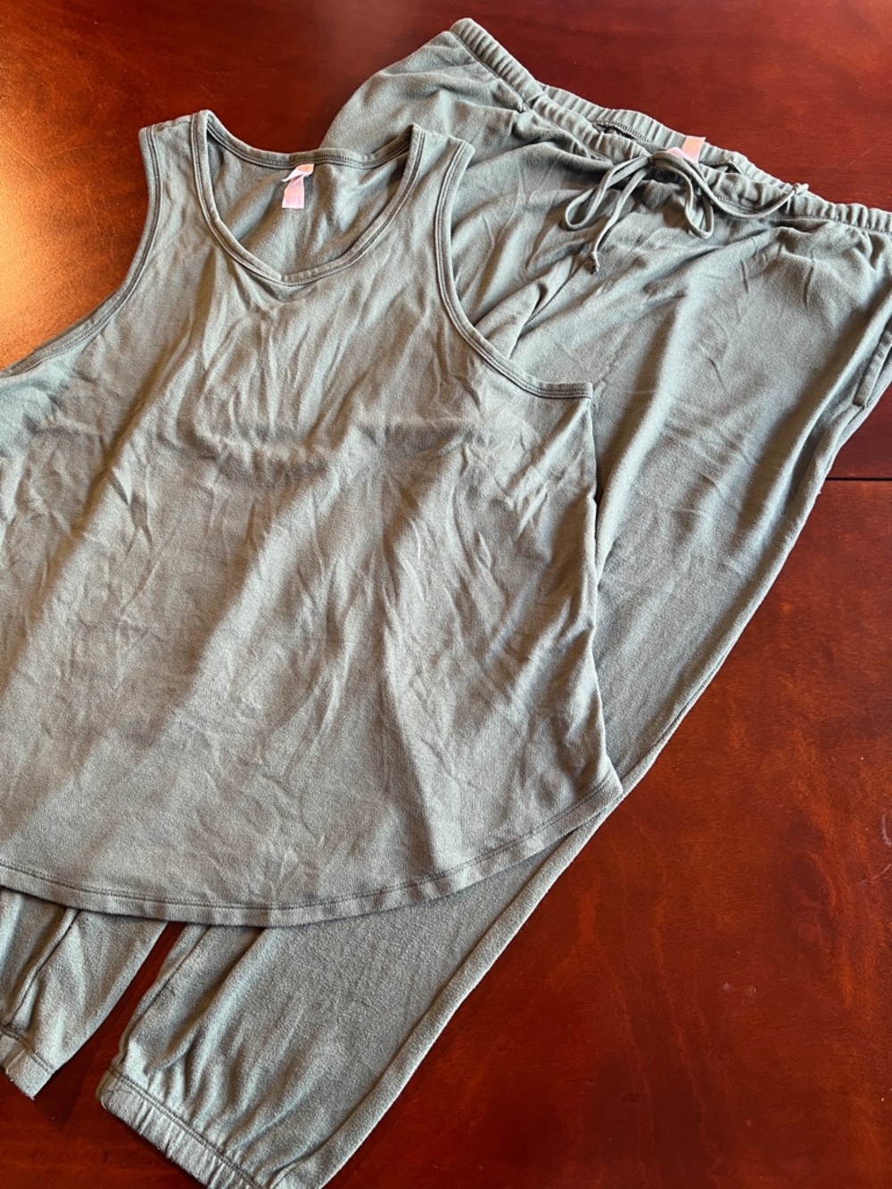 stars above Olive green Scoop Tank & Drawstring Lounge Pants Set